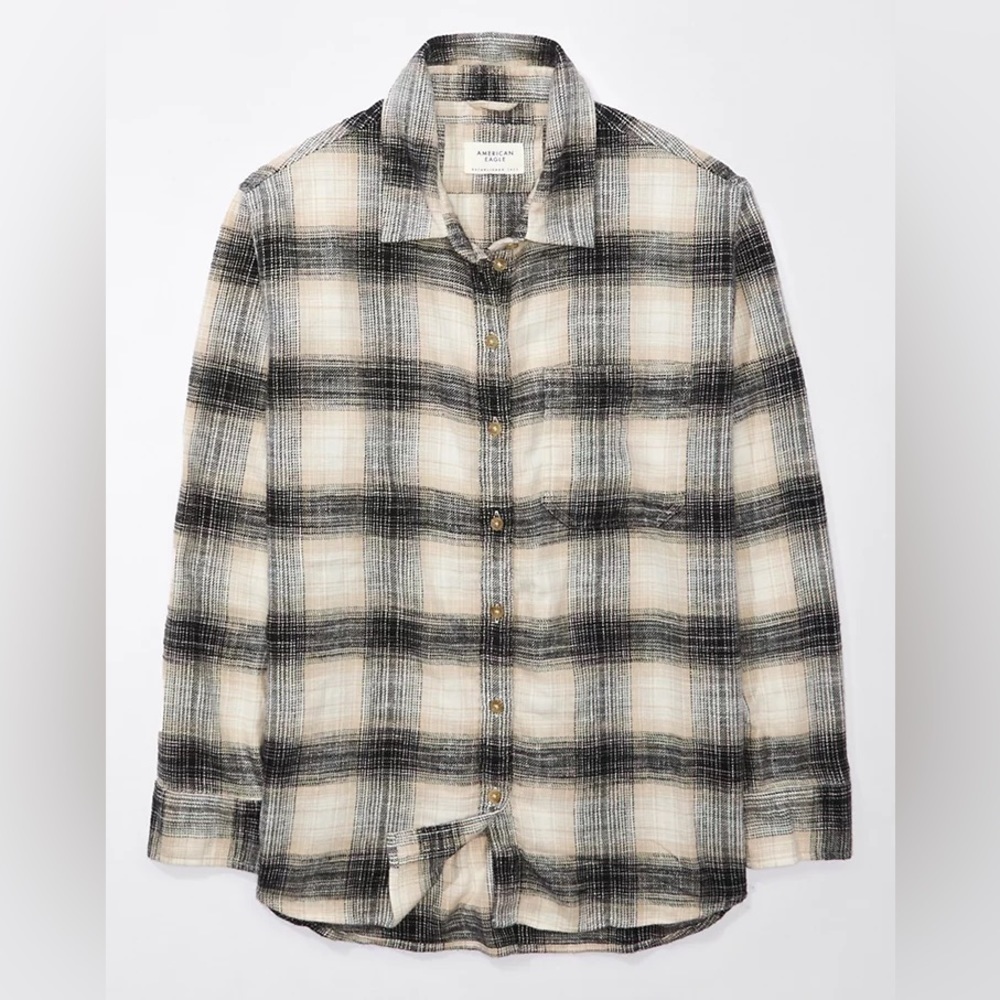 American Eagle Outfitters Women’s Oversized Plaid Flannel Shirt Medium NWOT